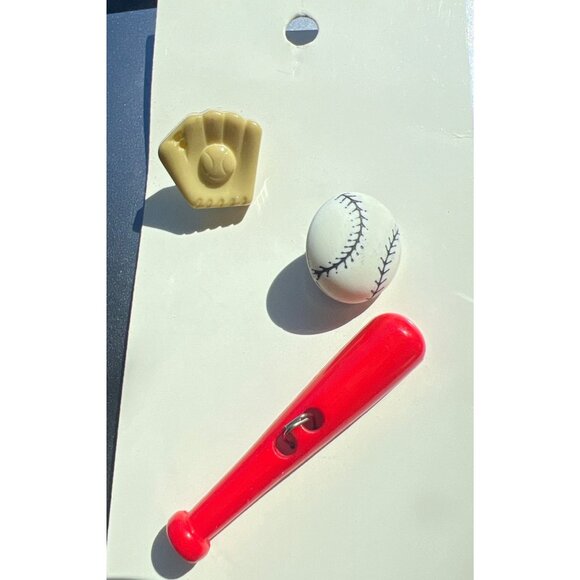 JHB International Set of 3 Baseball Theme Buttons Glove Bat Ball New on Card - Picture 2 of 3